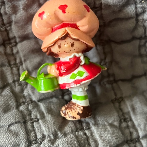 Strawberry Shortcake PVC Set - Picture 7 of 9